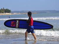 DEKOM Surfing School