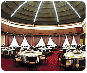 ���X�g�����E�J�t�F���N�^�n��^�G�}