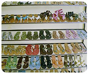 ���o����������񎏂Ԃ����V���b�v�E���y�Y���X�~�j���b�N�n��^�A�X���R���N�V����