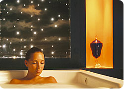 �o����������񎏂Ԃ����X�p�E�G�X�e���k�T�h�D�A�n��^�^���\�o��